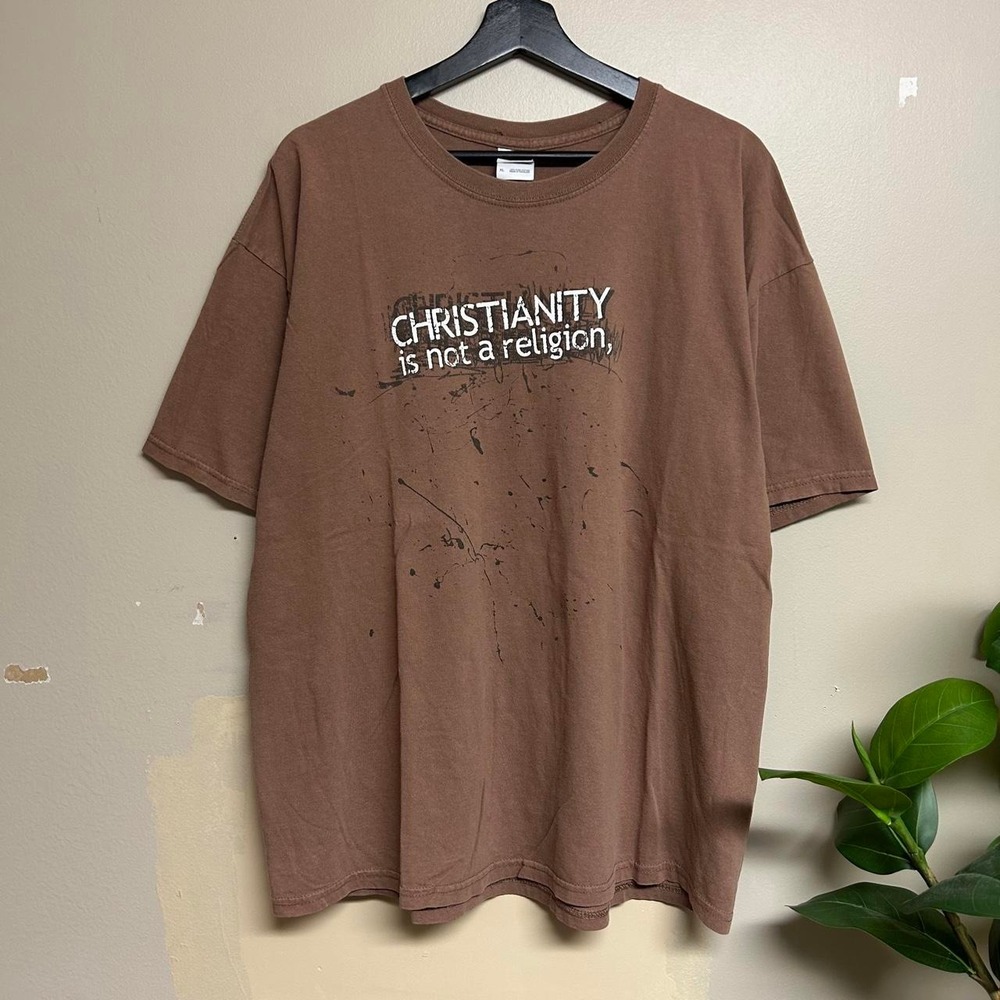 Vintage Gildan Christianity Is Not A Religion John 3:16 Brown Shirt Mens XL